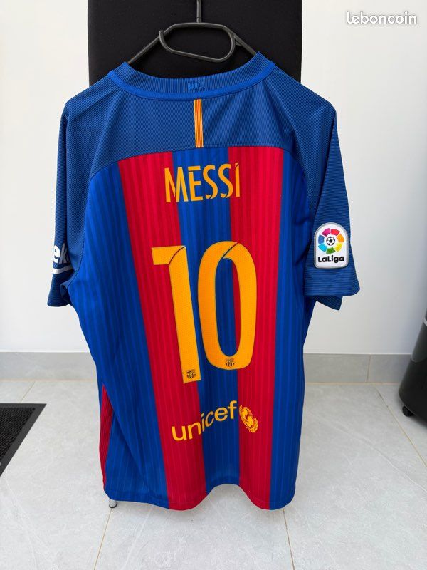 Flocage Officiel Barcelone 2016/2017 Messi Third