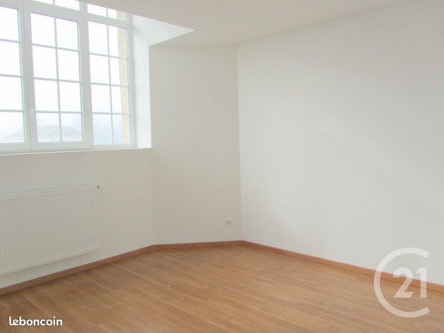 Appartement 3 pièces 90 m² · à Mirecourt · 90 m² · 522 €/mois