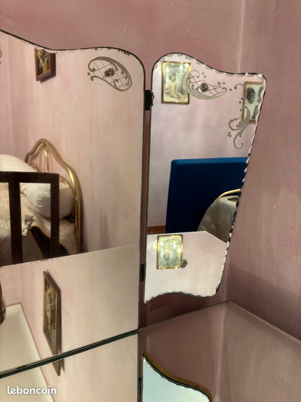Coiffeuse style vénitien vintage , année 50/60 avec miroir triptyque - Verre gravé (image 2)