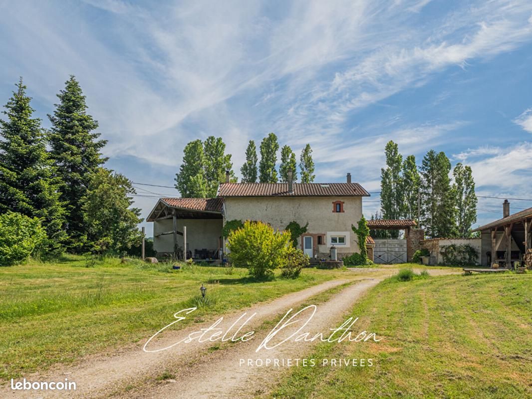 Maison 5 pièces 133 m² · à Viriville · 133 m² · 360 000 €