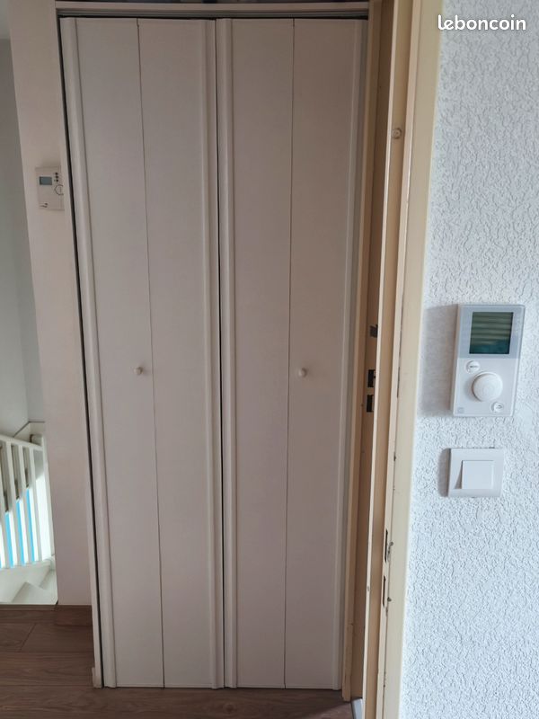 Portes de placard accordéon (image 1)