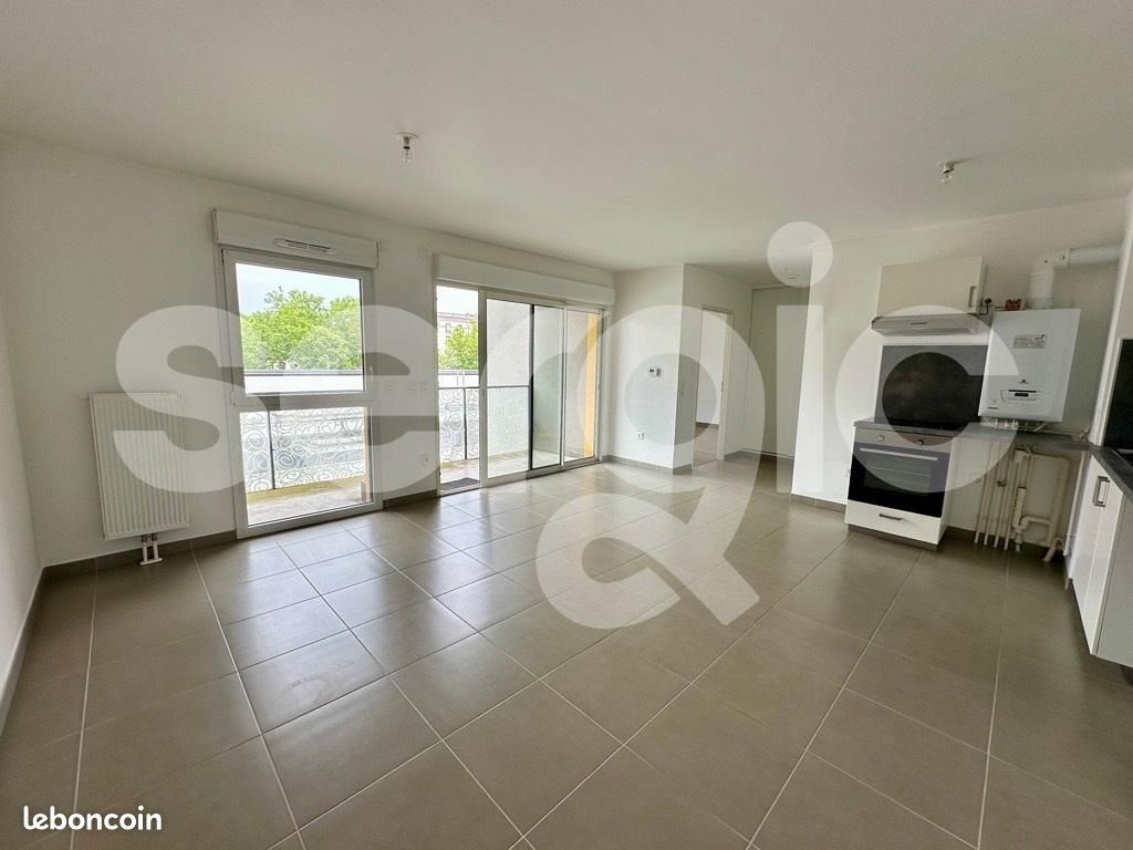 Appartement 2 pièces 51 m² · à La Madeleine · 51 m² · 800 €/mois