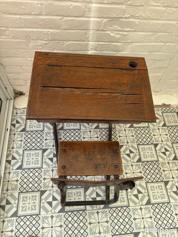 Bureau écolier (image 1)