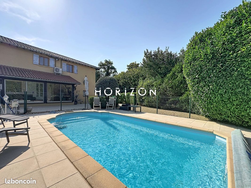 Maison 6 pièces 128 m² · à Mogneneins · 128 m² · 350 000 €