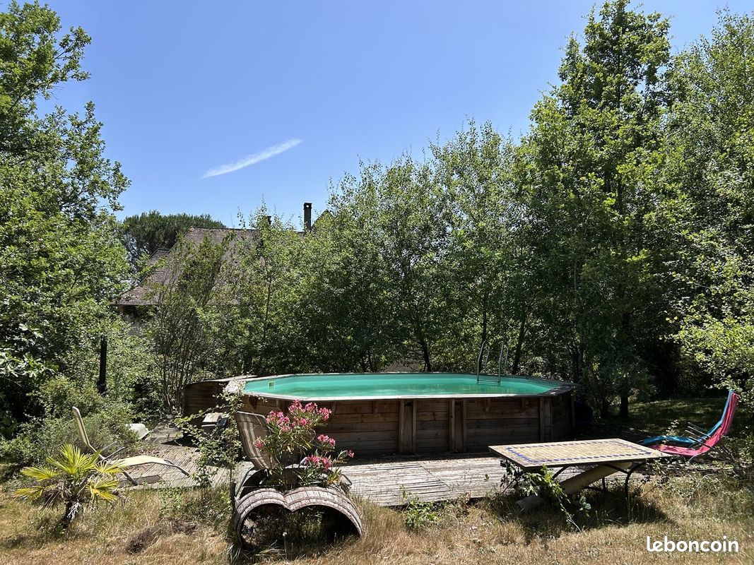 Maison 14 pièces 330 m² · à Trélissac · 330 m² · 450 000 €