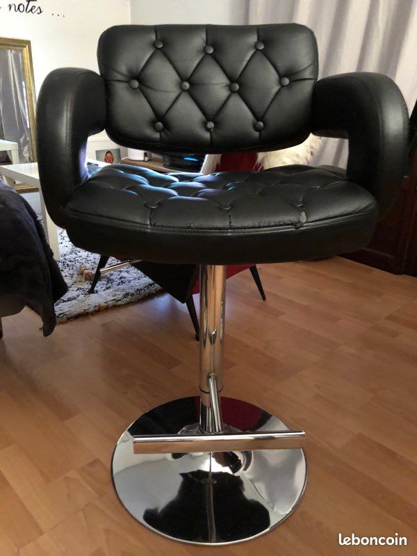 Chaise de bar (image 1)