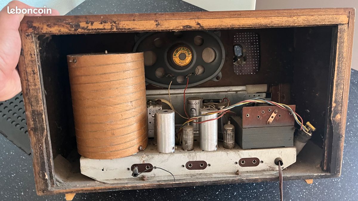 Poste radio vintage (image 2)