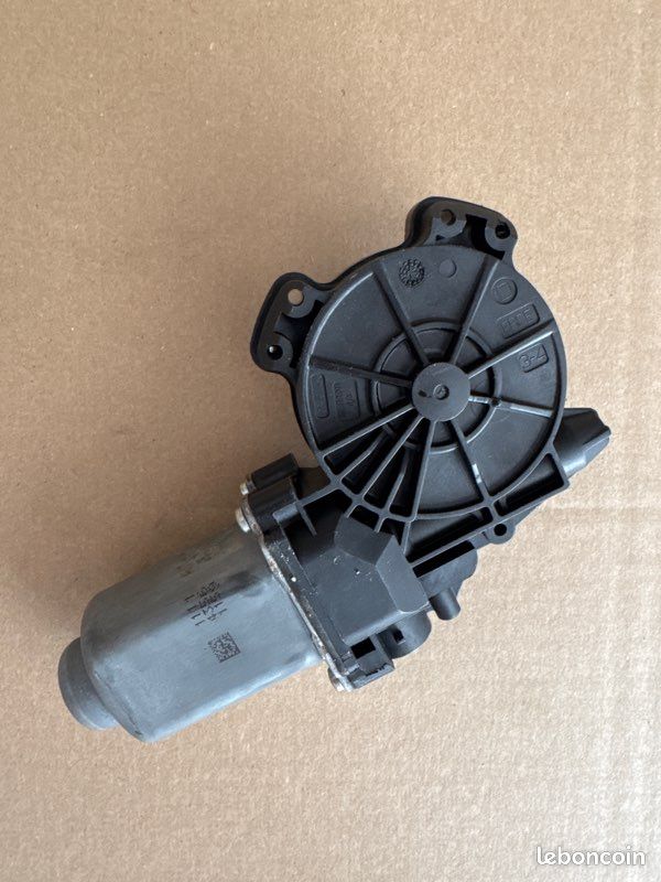 Moteur lève vitres C3 (image 1)