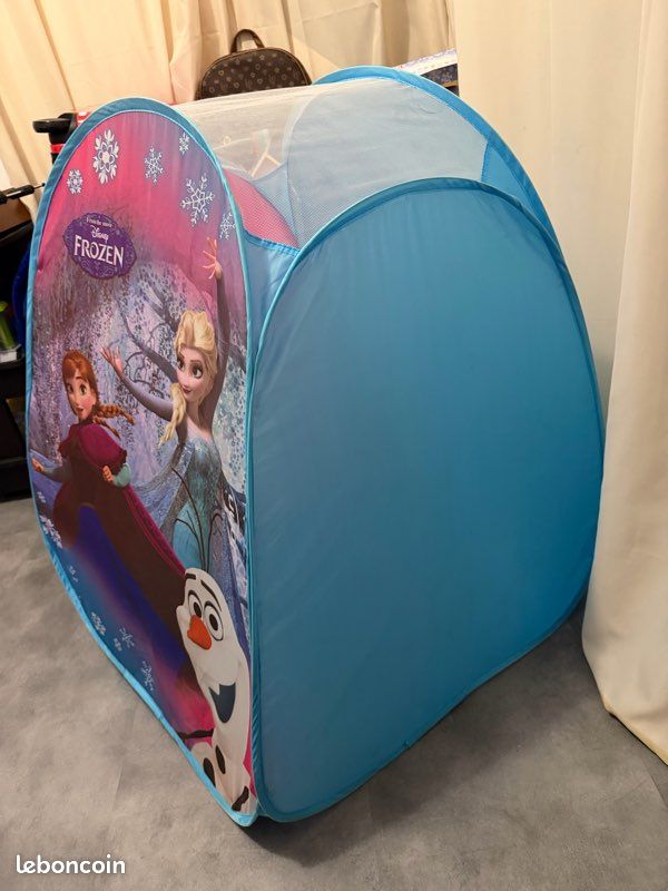 Tente de lit enfant motif Reine des neiges - Dim : 200 x 90 x 90cm Tente de lit enfant motif Reine des neiges - Dim : 200 x 90 x 90cm