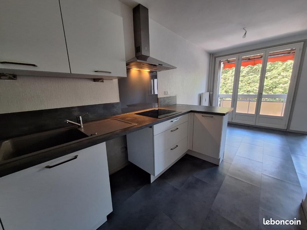 Appartement 3 pièces 72 m² · à Chamalières · 72 m² · 840 €/mois