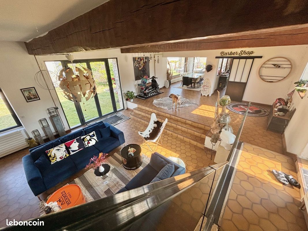 Maison 12 pièces 340 m² · à Achères-la-Forêt · 340 m² · 695 000 €