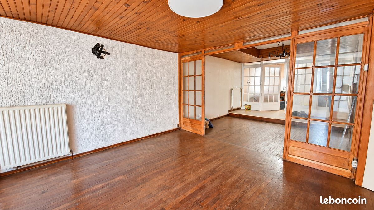Maison 5 pièces 90 m² · à Vézelise · 90 m² · 46 000 €