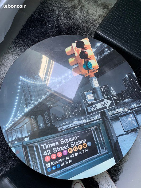 Table basse design New York (image 2)