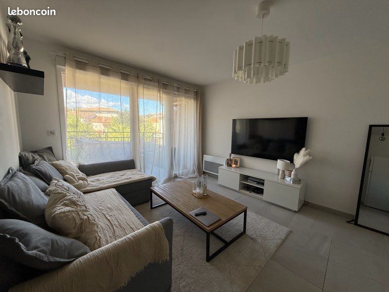 Appartement 2 pièces 45 m² · à Cogolin · 45 m² · 900 €/mois