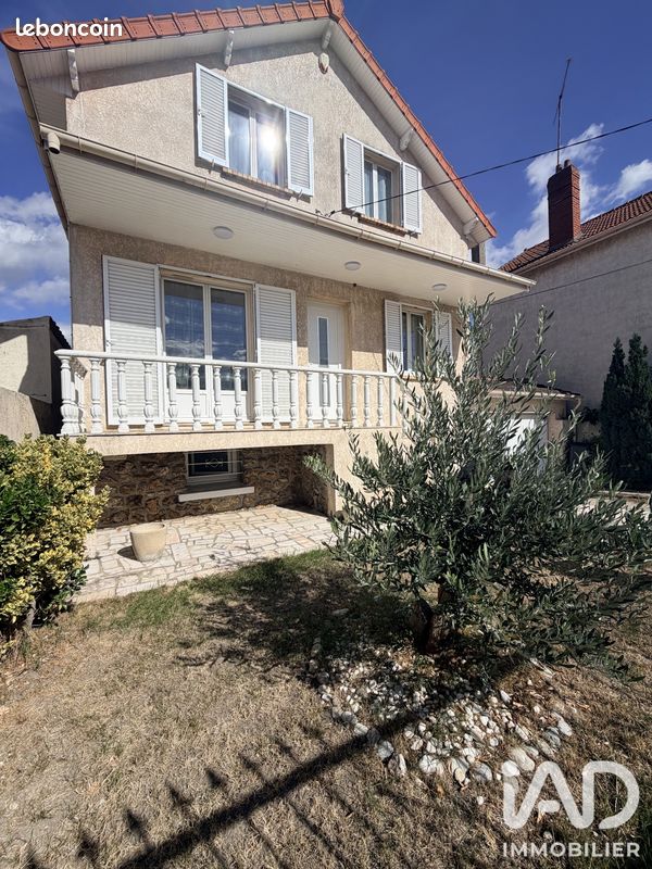 Maison 5 pièces 116 m² · à Villeneuve-le-Roi · 116 m² · 298 000 €