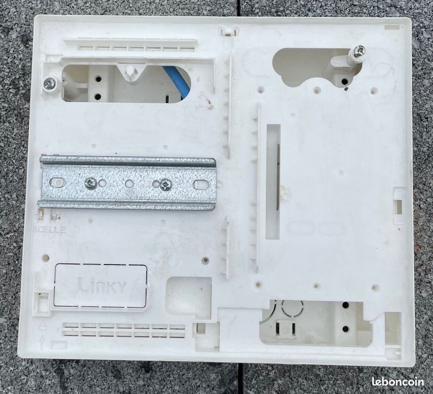 Legrand|Disjoncteur branchement Enedis bipolaire différentiel 500mA 60A non réglable|401051