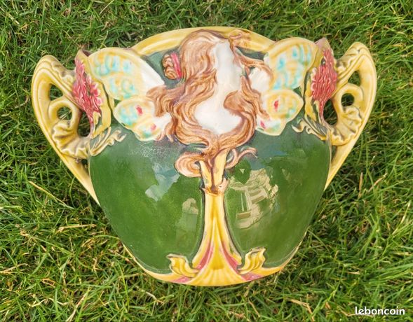 Magnifique Et Rare Cache Pot Barbotine Style Art Nouveau Mucha