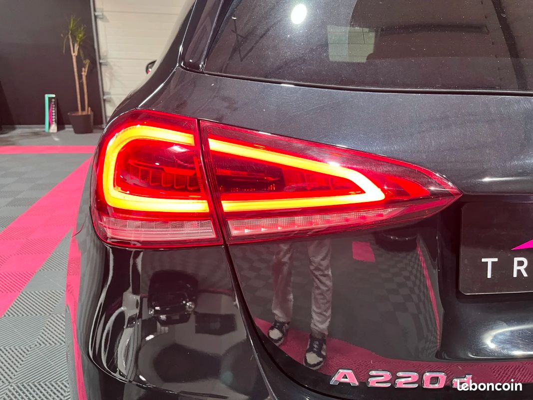 MERCEDES CLASSE A 220 d 8G-DCT AMG Line/ EDITION (image 33)