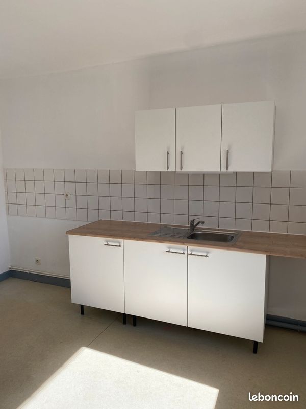 Parking 3 pièces 55 m² · à Cornimont · 55 m² · 430 €