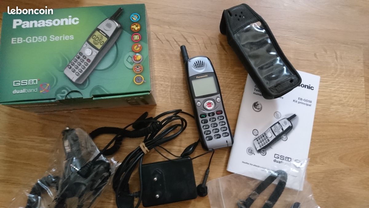 Téléphone portable Panasonic GD50 (image 1)
