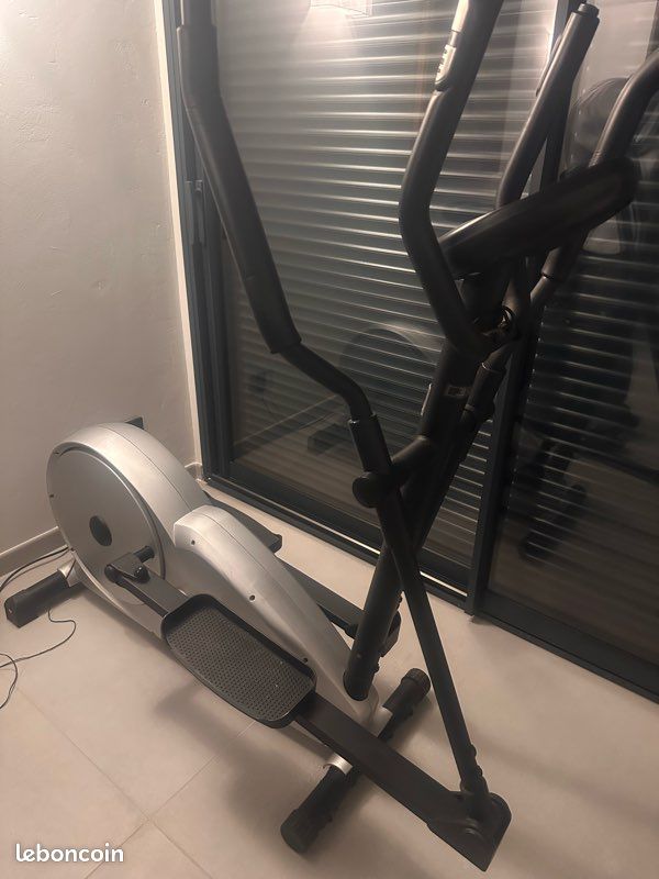 Vélo elliptique Domyos (image 1)