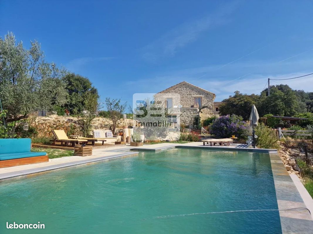 Maison 429 m² · à Bagnols-sur-Cèze · 429 m² · 1 300 000 €