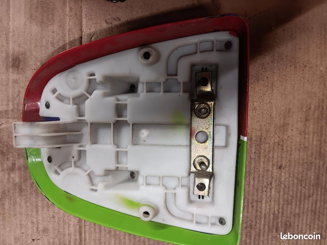 Capot de selle kawasaki (image 2)