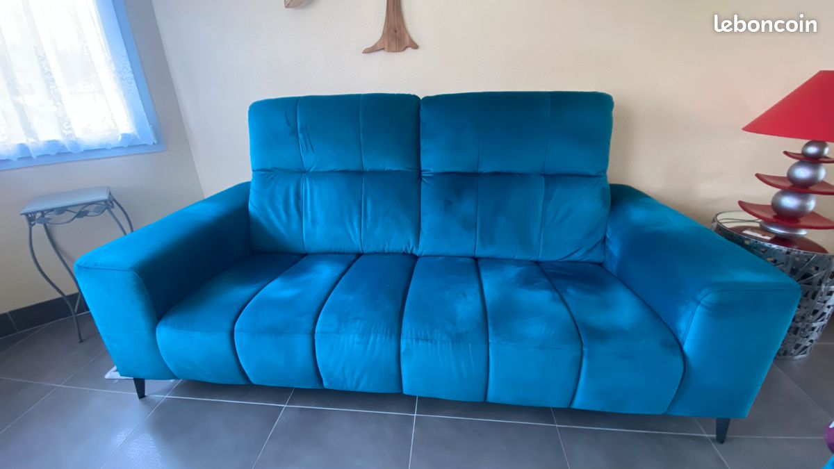Salon contemporain bleu canard Château d'Ax (image 4)