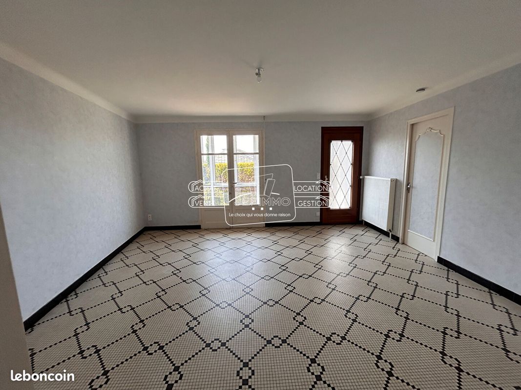 Maison 5 pièces 85 m² · à Saint-Julien-de-Concelles · 85 m² · 912 €/mois