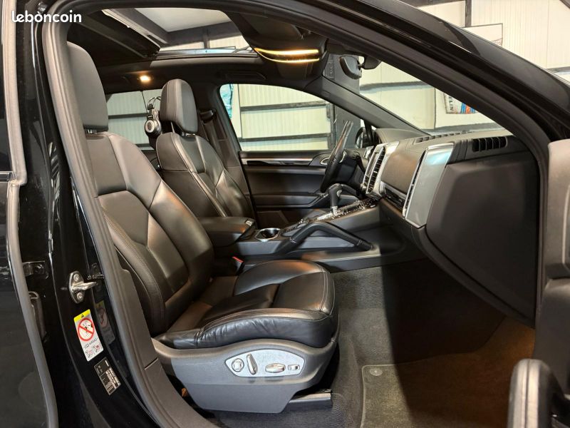 Porsche CAYENNE (958) V6 TIPTRONIC (image 25)