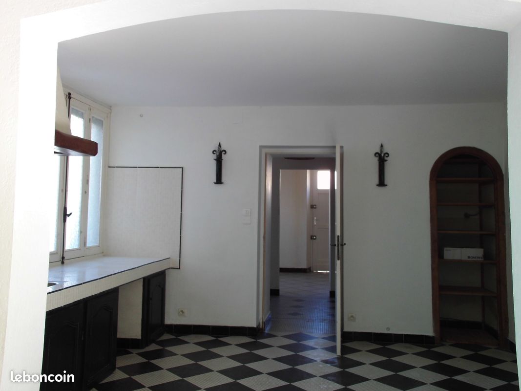Appartement 3 pièces 70 m² · à Fontet · 70 m² · 600 €