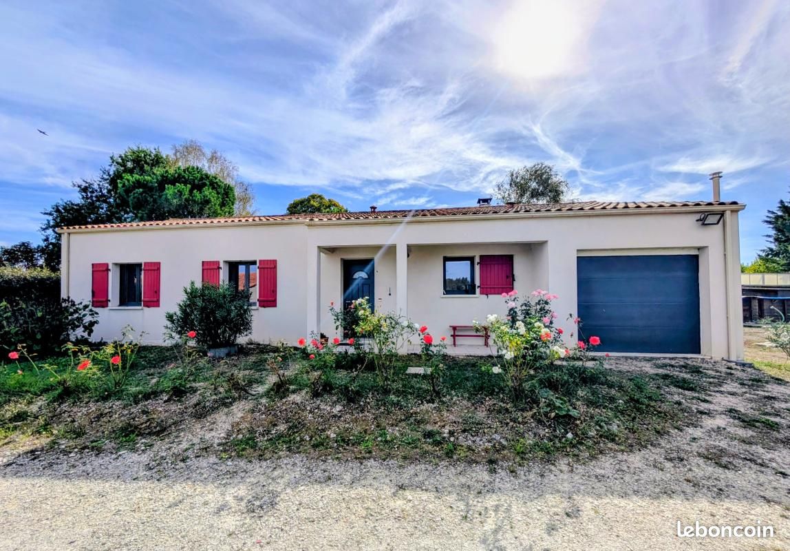 Maison 5 pièces 100 m² · à La Gripperie-Saint-Symphorien · 100 m² · 222 000 €