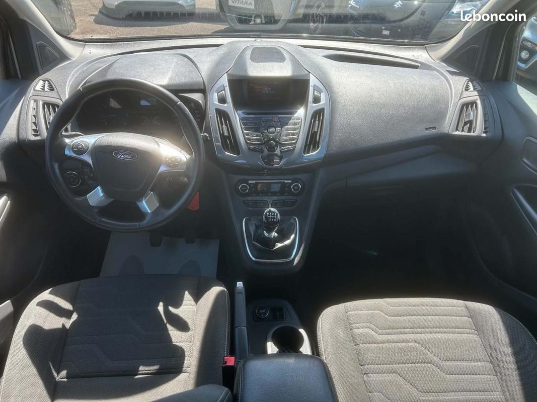 FORD TRANSIT CONNECT Tourneo Connect 1.5 TDCi 120 ch Titanium (image 6)