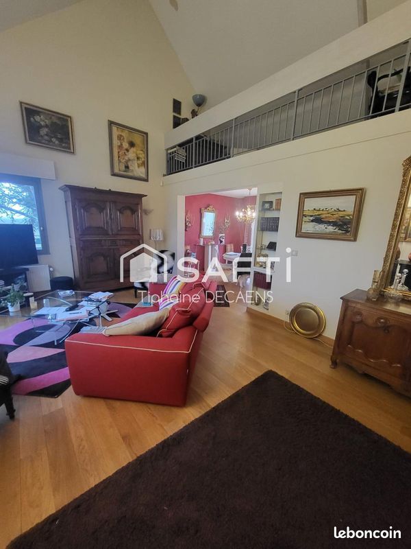 Appartement 4 pièces 132 m² · à Les Ponts-de-Cé · 132 m² · 299 900 €