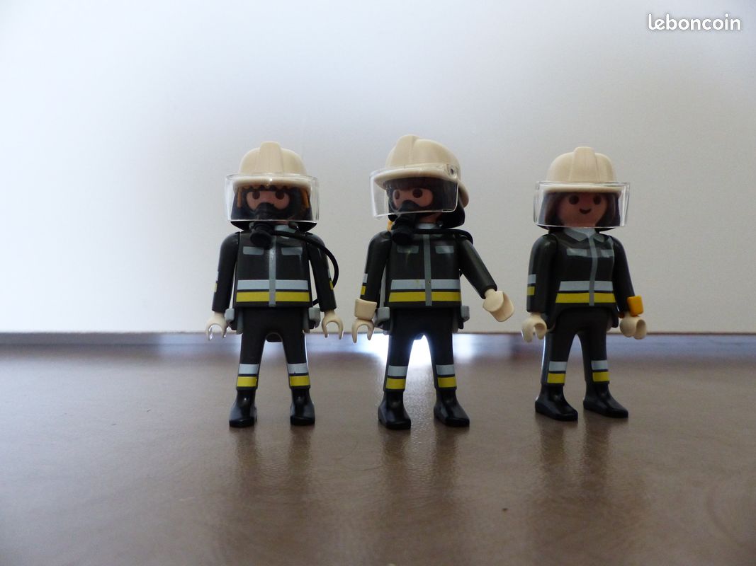 Playmobil Pack Pompiers/salle d’intervention 3176-A (2002) (image 3)