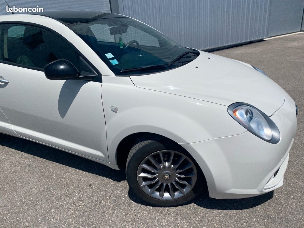 Alfa Romeo Mito phase 2 1.4 SBK 80ch / 2ème main (image 7)