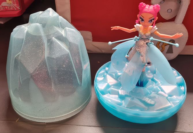 Figurine Pixies Crystal Flyers Starlight HATCHIMALS : le jouet à Prix  Carrefour