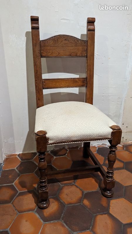 Chaises monastère (image 4)