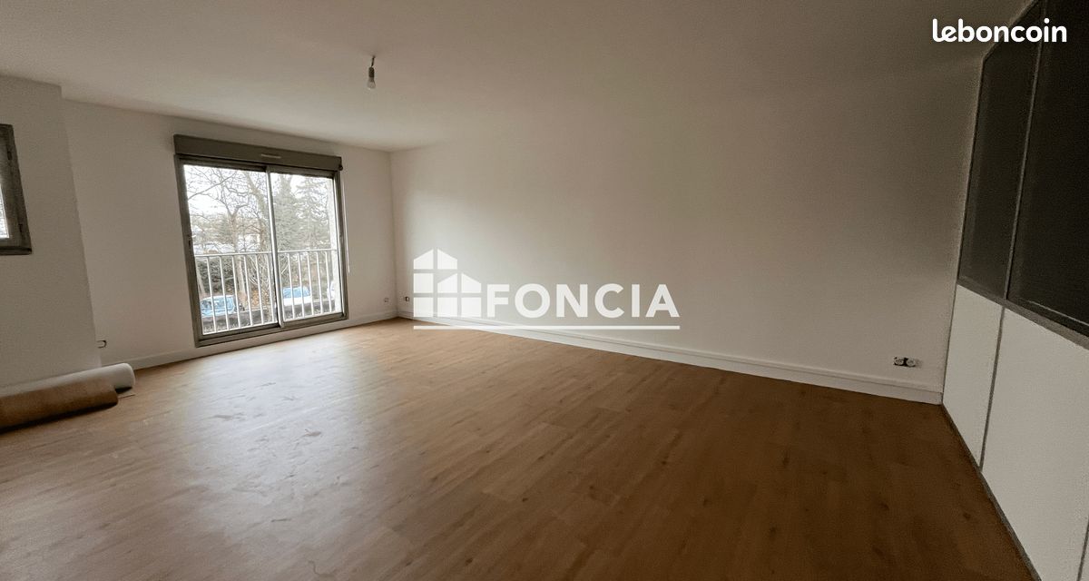 Appartement 2 pièces 53 m² · à Pontault-Combault · 53 m² · 875 €