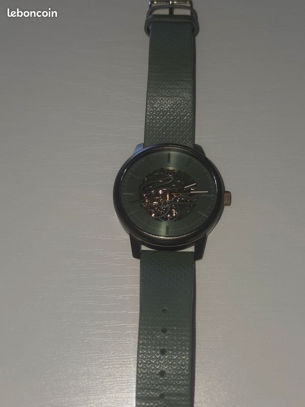 Montre Lacoste (image 2)