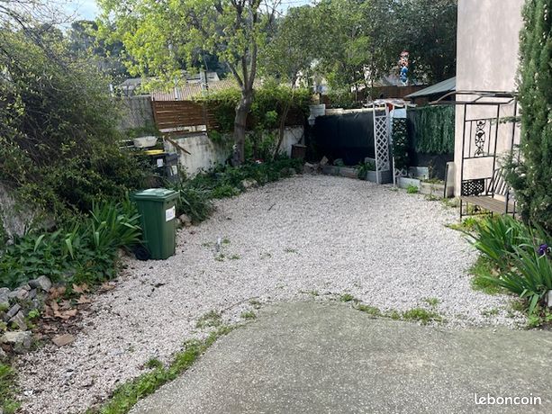T2 rénové CAP BRUN 1er et dernier étage + PARKING / JARDIN