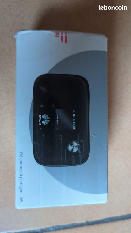 Hotspot SFR 4G - Clé internet à partager NEUF (image 1)