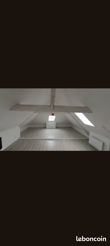 Appartement 1 pièce 70 m² · à Rosières-en-Santerre · 70 m² · 530 €