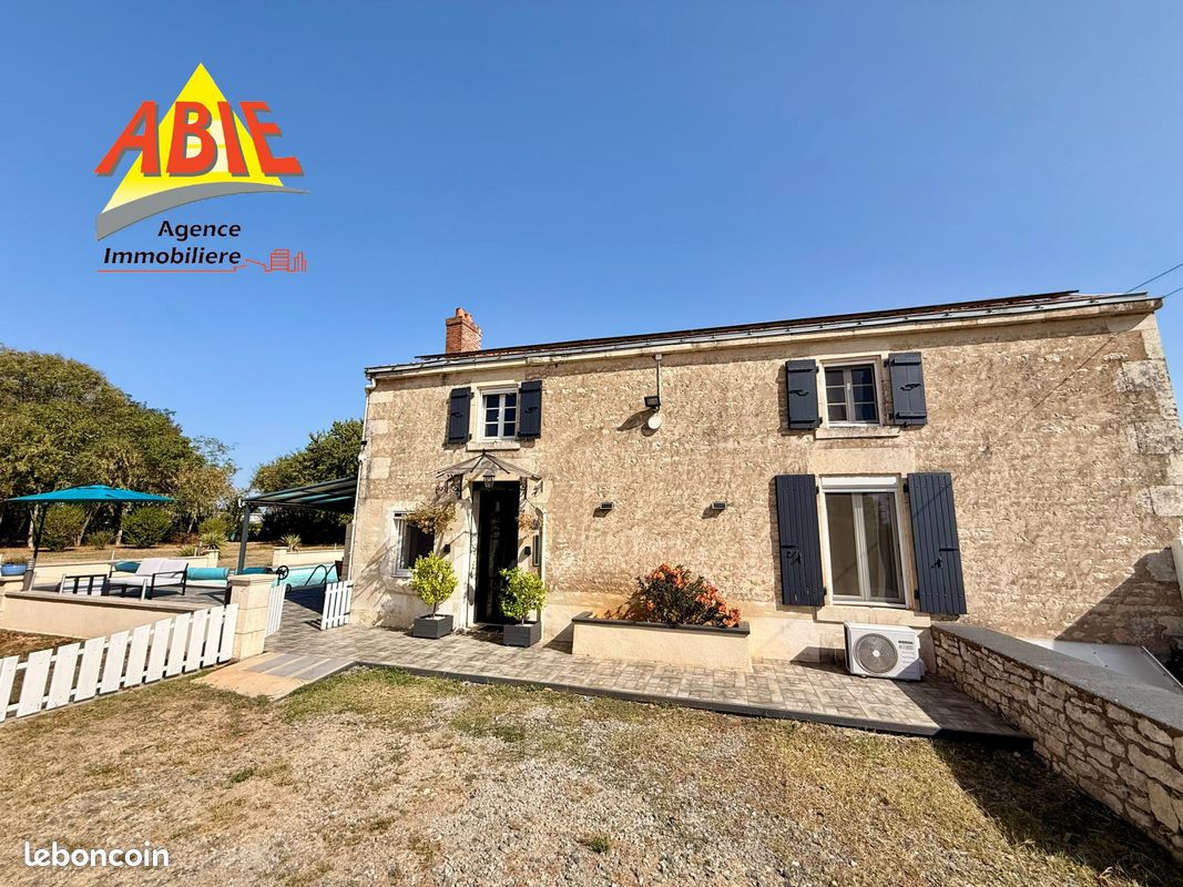 Maison 5 pièces 168 m² · à Petosse · 168 m² · 292 600 €
