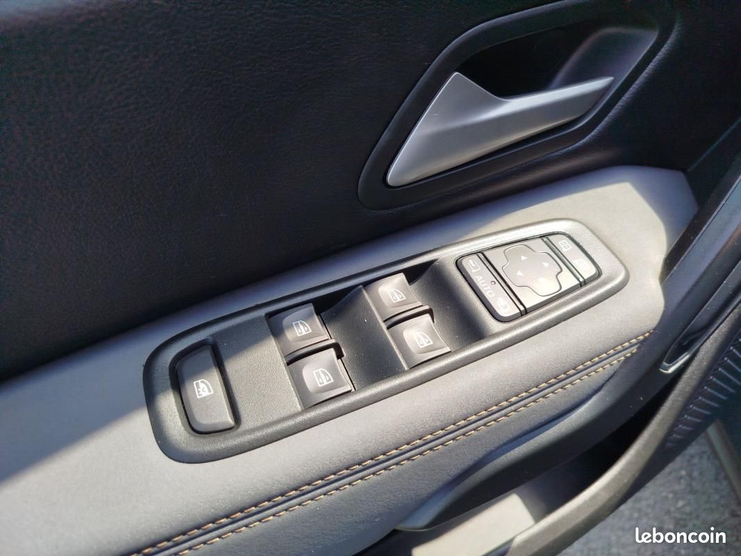 Dacia Duster 1.5 Blue dCi 115ch Extreme 4x4 (image 24)