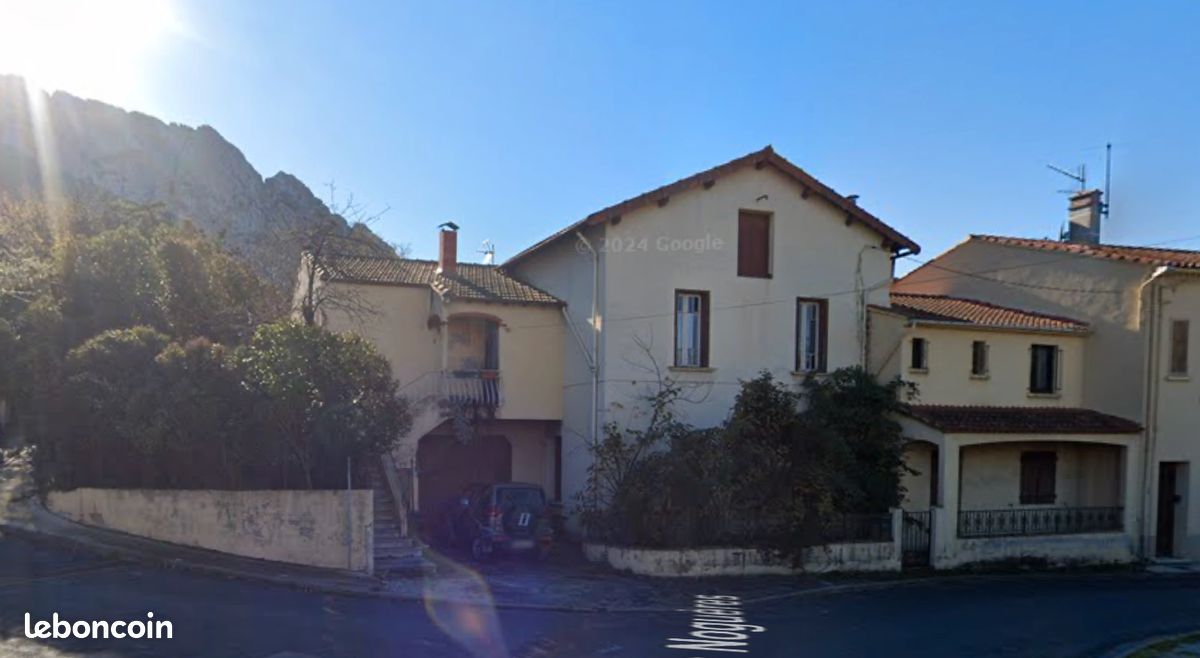 Maison 10 pièces 210 m² · à Saint-Paul-de-Fenouillet · 210 m² · 199 900 €