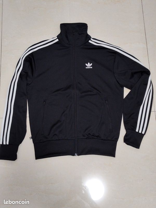 Ensemble adidas authentique, jamais porté. Acheté 140 (image 4)