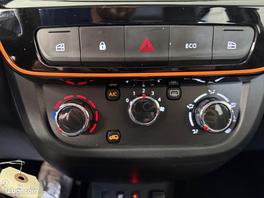 Dacia Spring Achat Intégral Confort Plus Caméra de recul/Clim/ Radarar/Navigation Garantie 12 Mois (image 14)