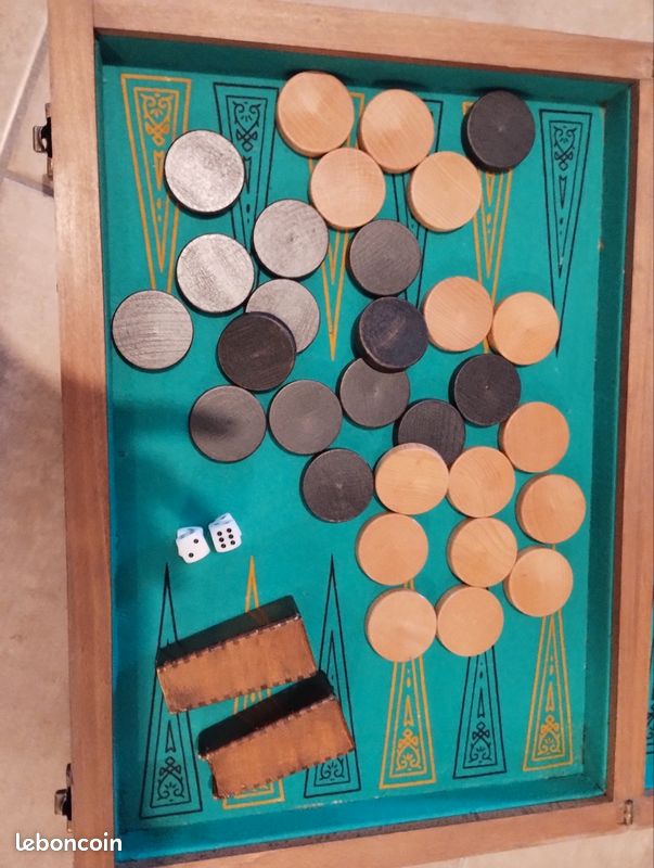 Grand Backgammon en bois massif ancien (image 4)