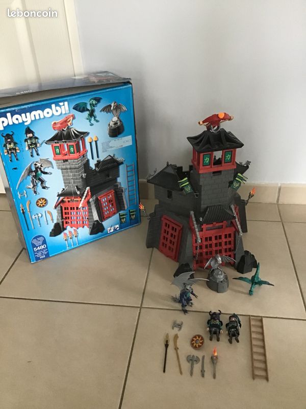 Playmobil citadelle secrète du dragon (image 2)